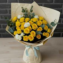 Букет цветов из:  Розы в Туме