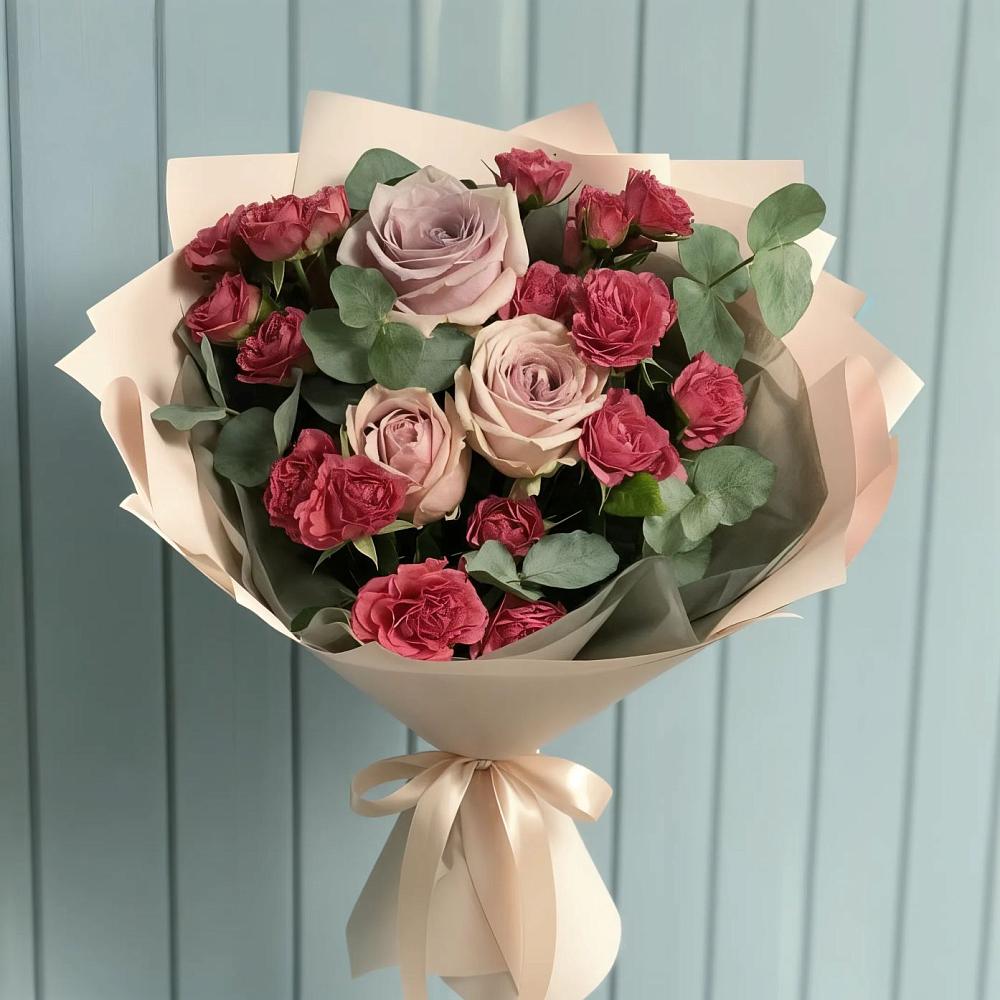 Букет цветов из: Гвоздики и Розы в Туме