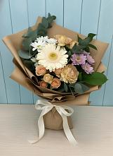 Букет цветов из:  Герберы и Хризантемы в Туме