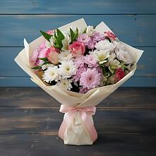 Букет цветов из:  Хризантемы, Альстромерии и Розы в Туме