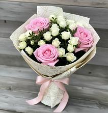 Букет цветов из:  Розы в Туме