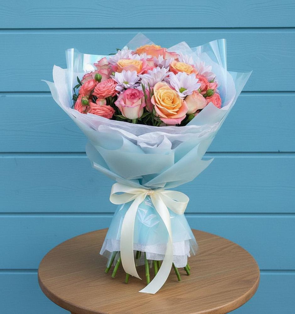 Букет цветов из: Хризантемы и Розы в Туме