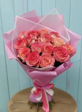 Букет 15 Розовых роз Равель в Туме