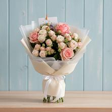 Букет цветов из:  Розы в Туме